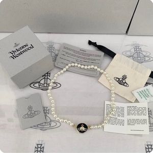 Vivienne Westwood Loelia Necklace
